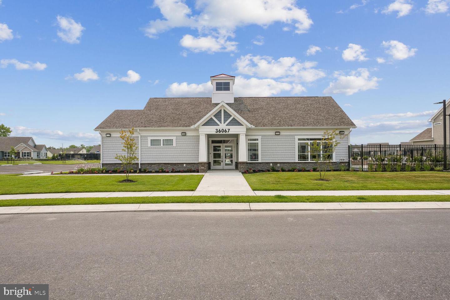 31308 Waterford Ct — photo