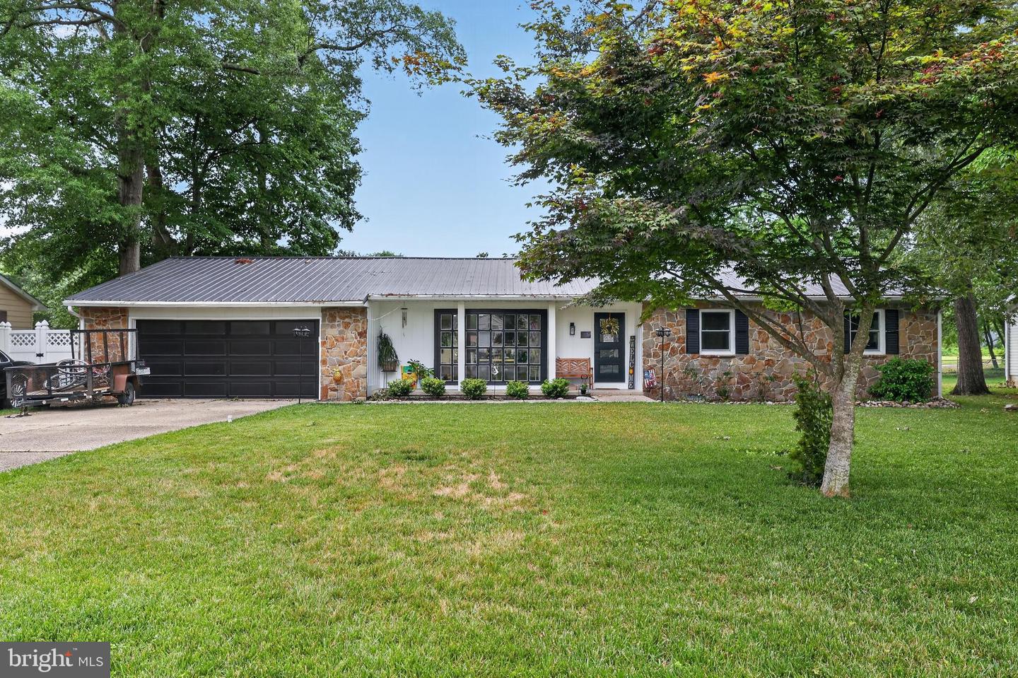 115 River Bend Dr — photo