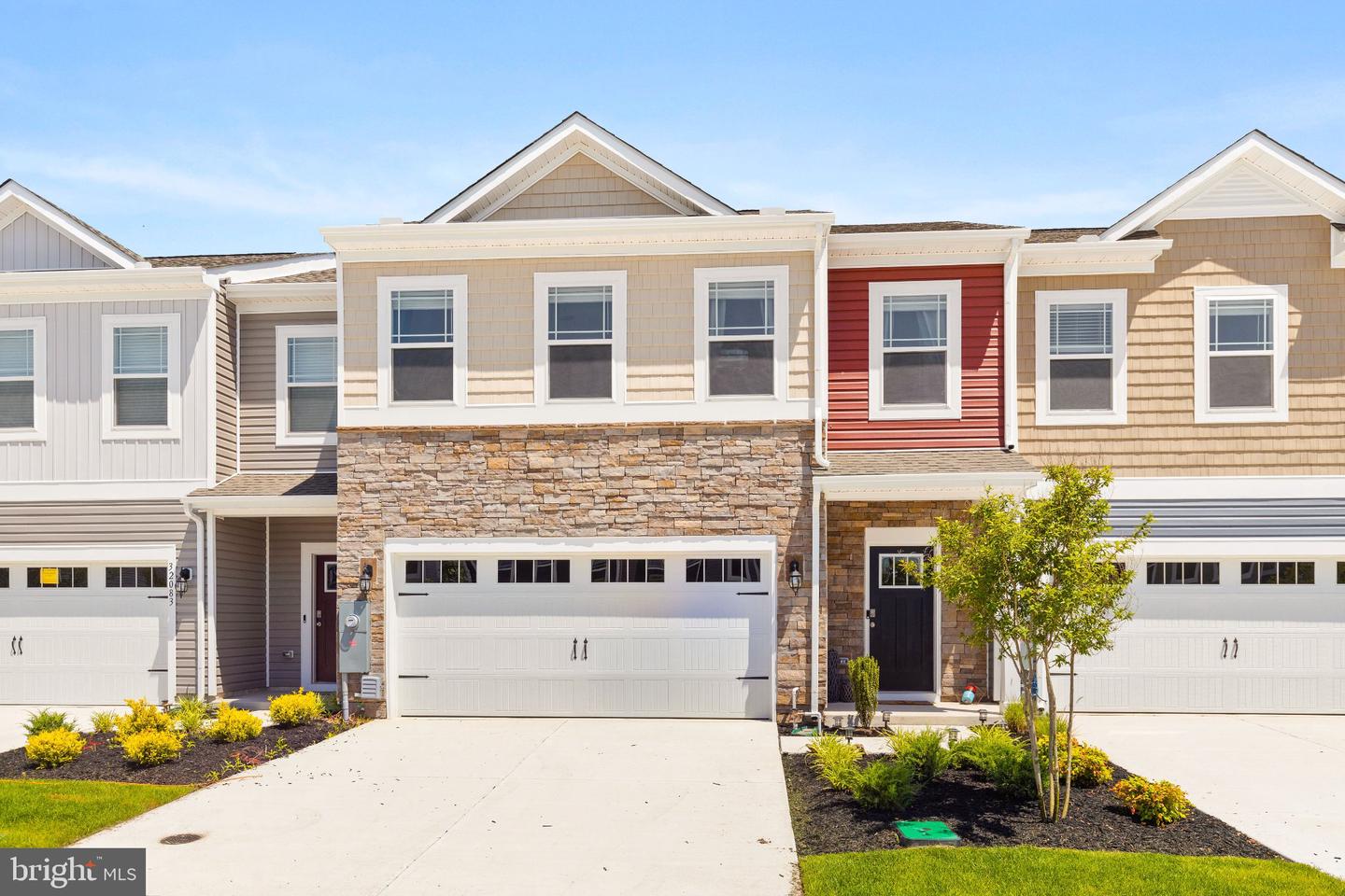 32085 Sand Bank Ln — photo