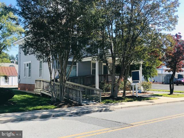 6 N Railroad Ave — photo