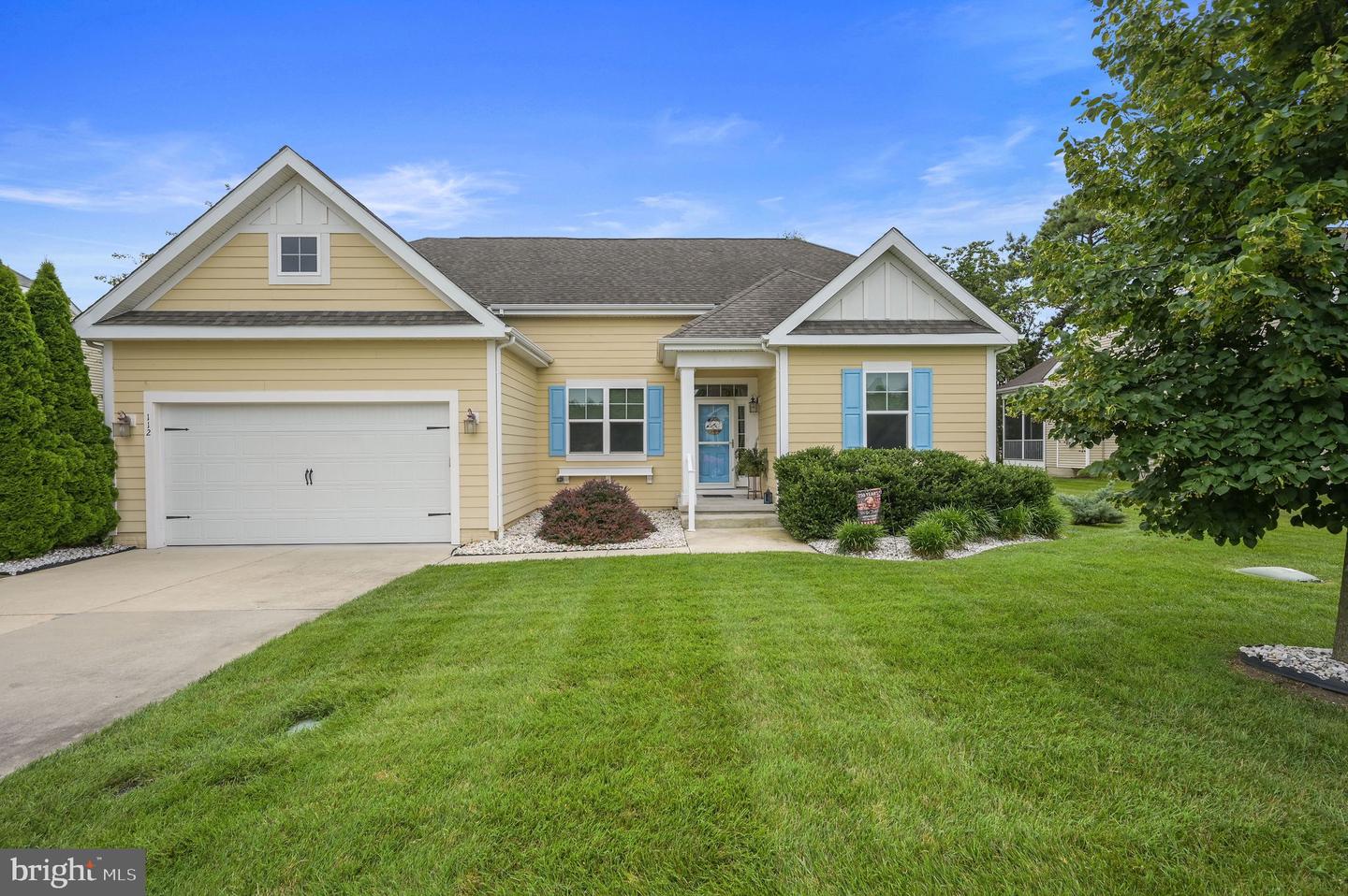 112 Pond Dr — photo