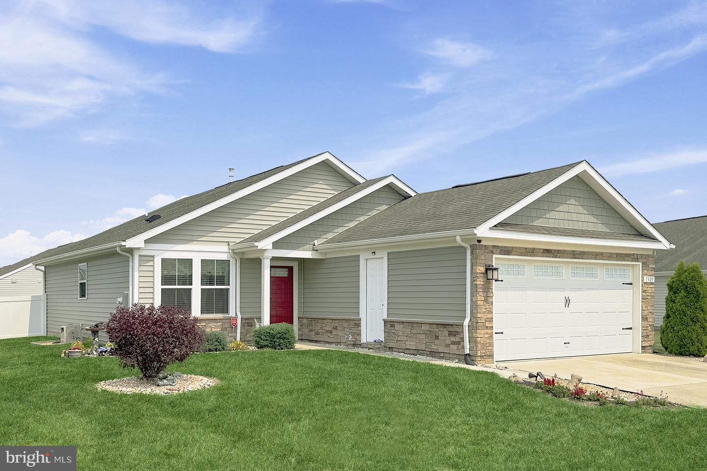 7309 Clubhouse Dr — photo