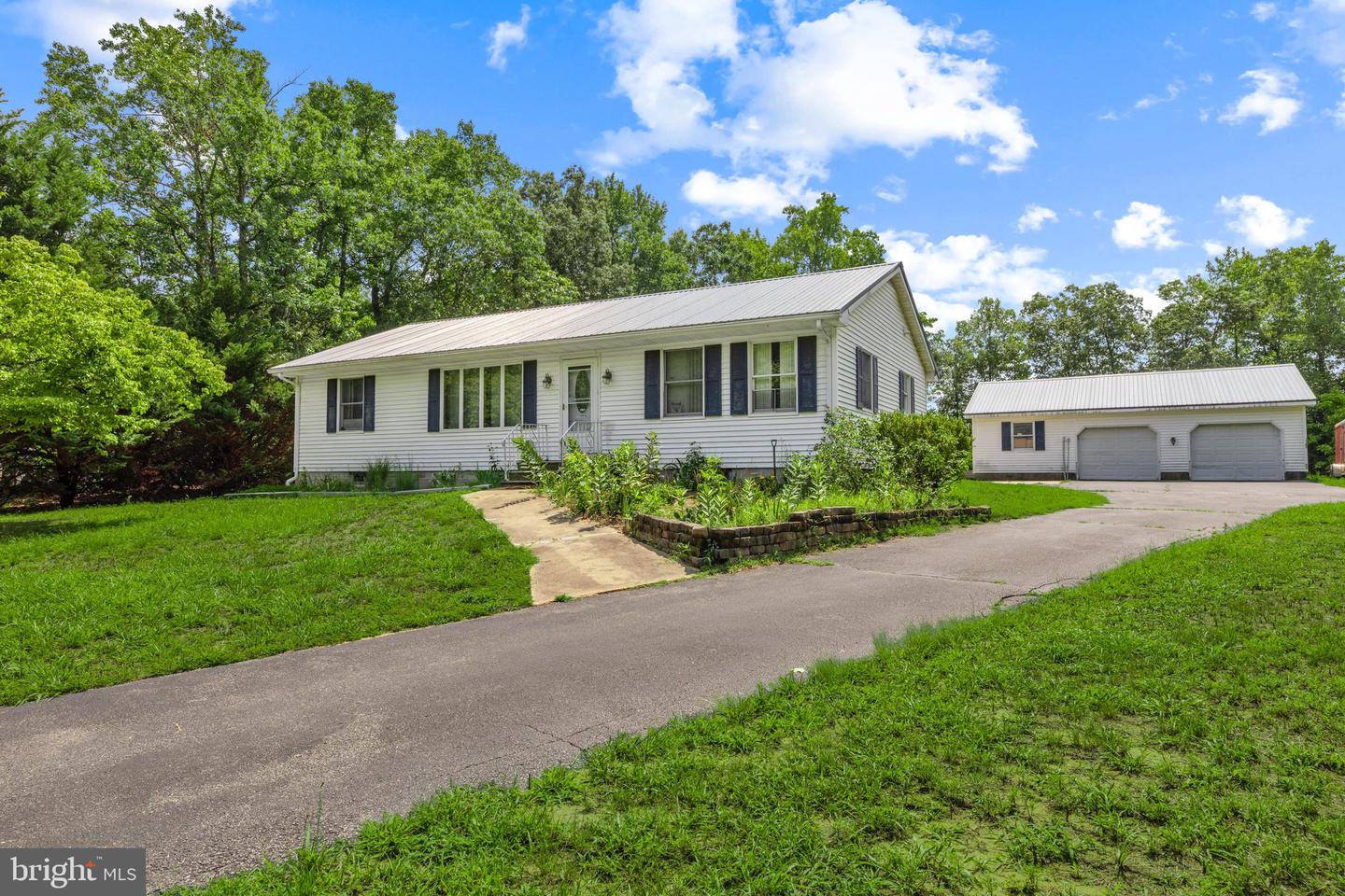 14799 Sand Hill Rd — photo