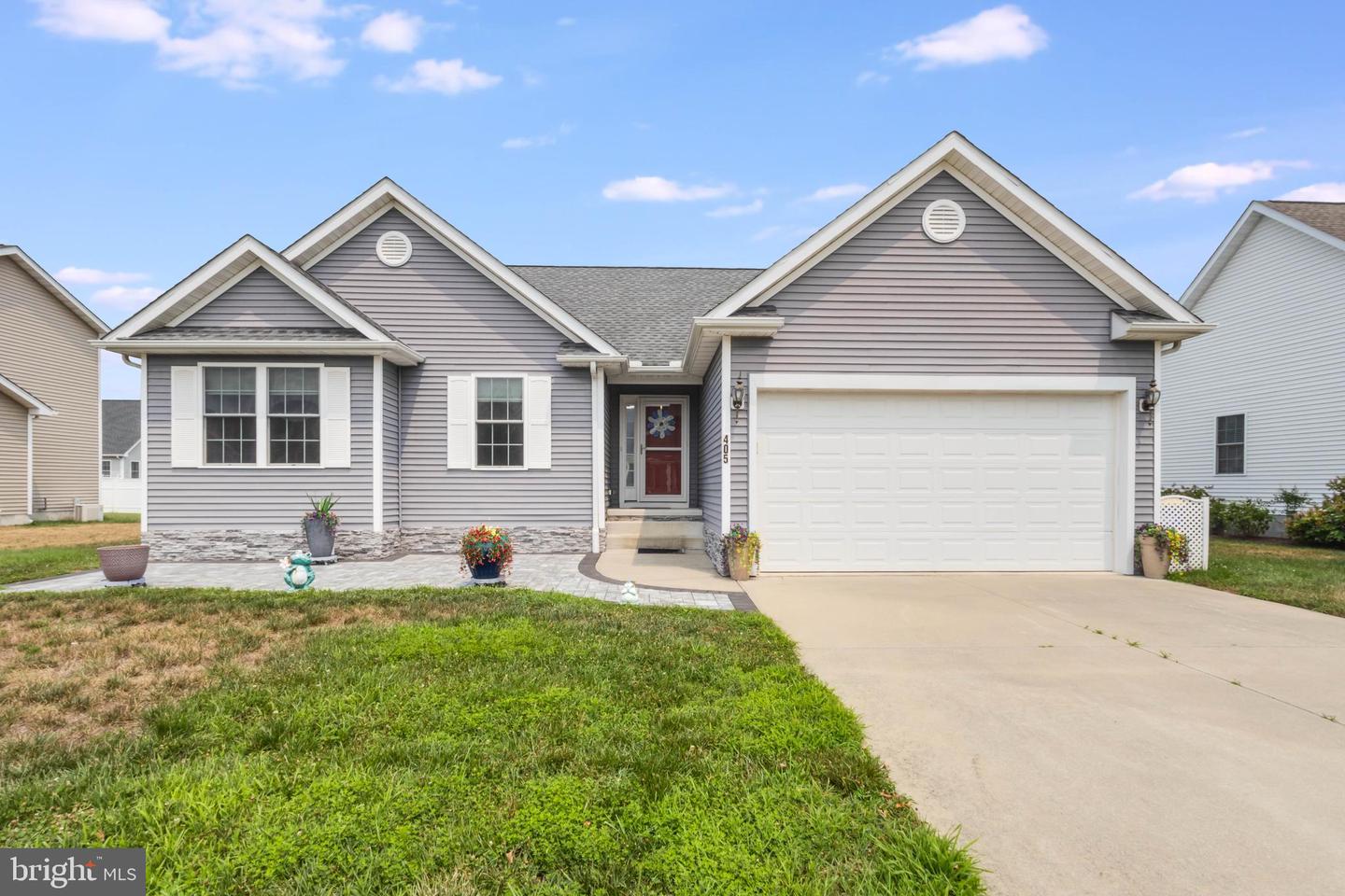 405 Plantation Dr — photo