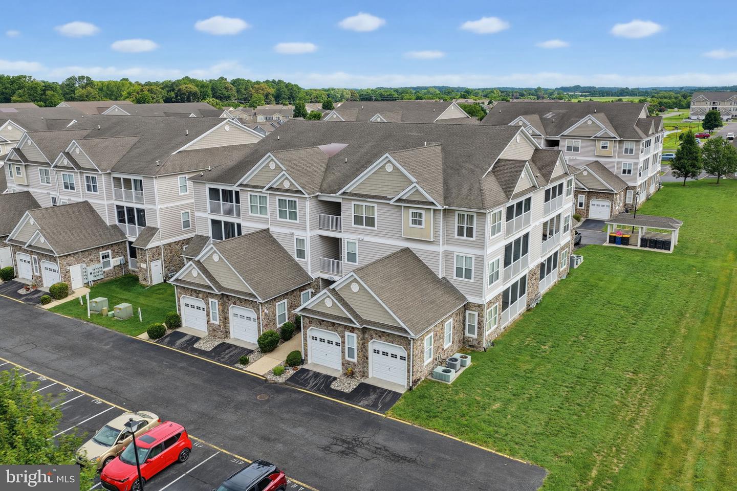 4102 Summer Brook Way — photo