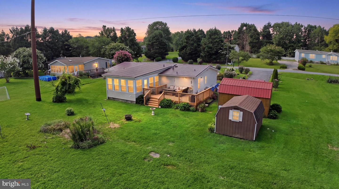10 Circle Dr — photo