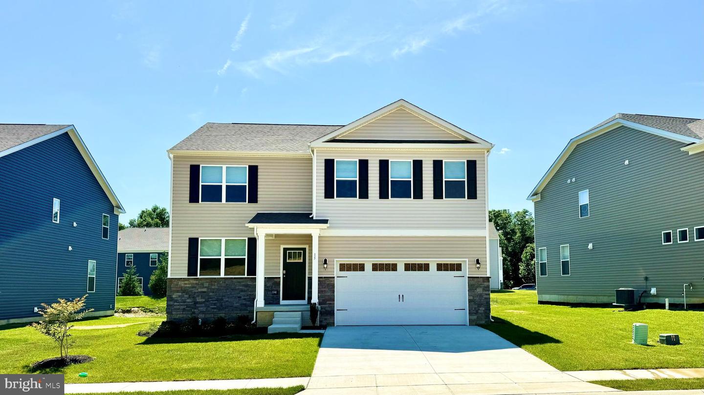 21352 Cottage Ct — photo