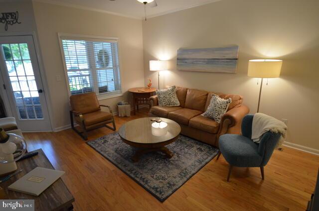 300 Pebble Dr — photo