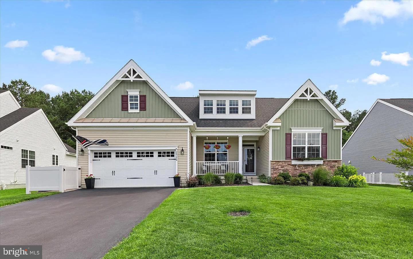 26178 E Old Gate Dr — photo
