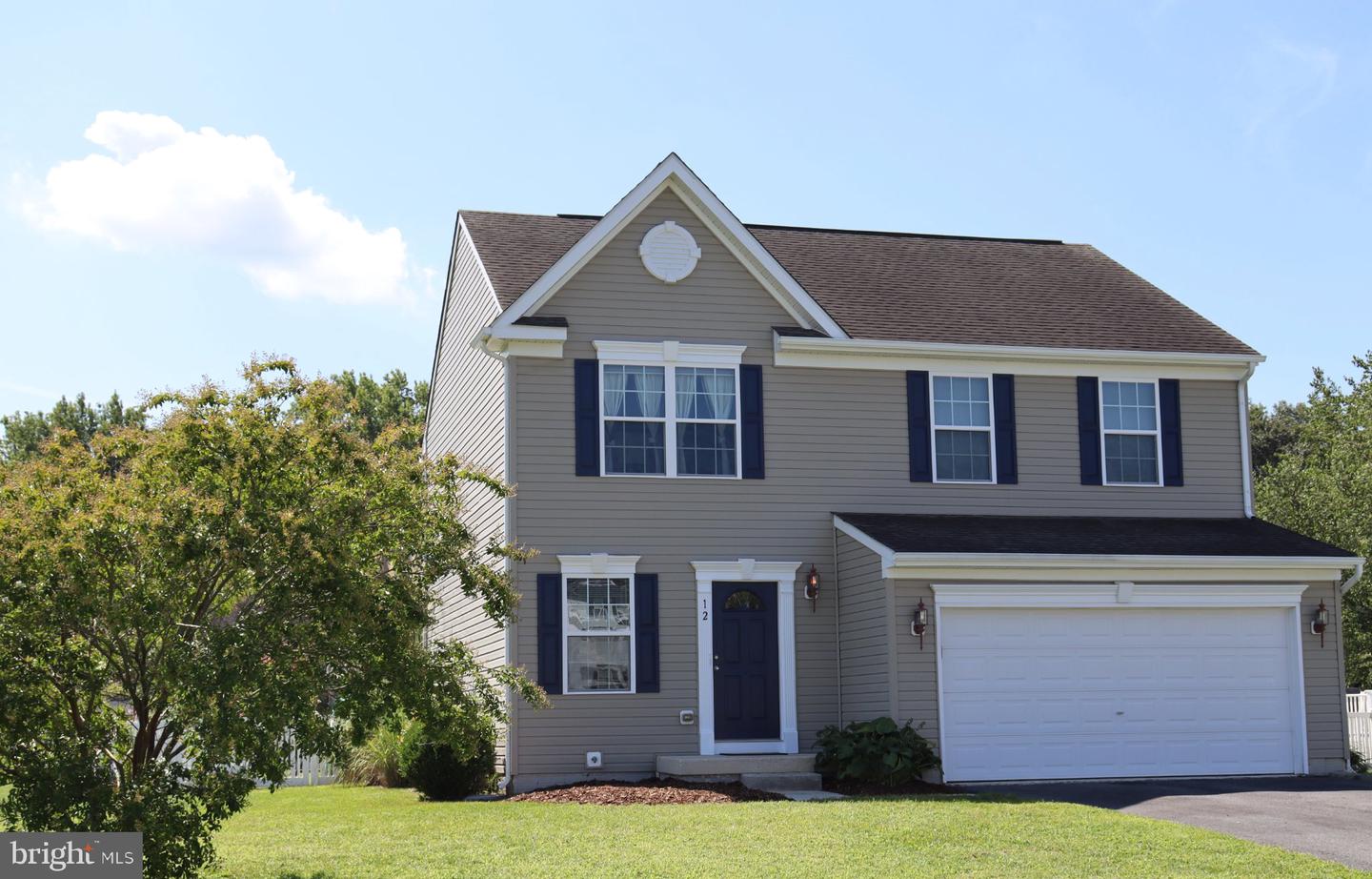 12 Rocking Horse Dr — photo
