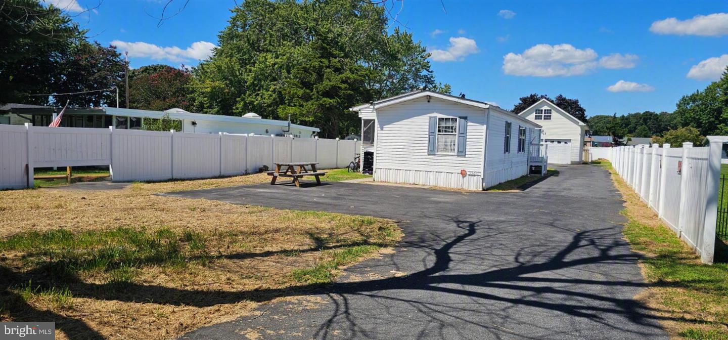 35611 Wolfe Neck Rd — photo