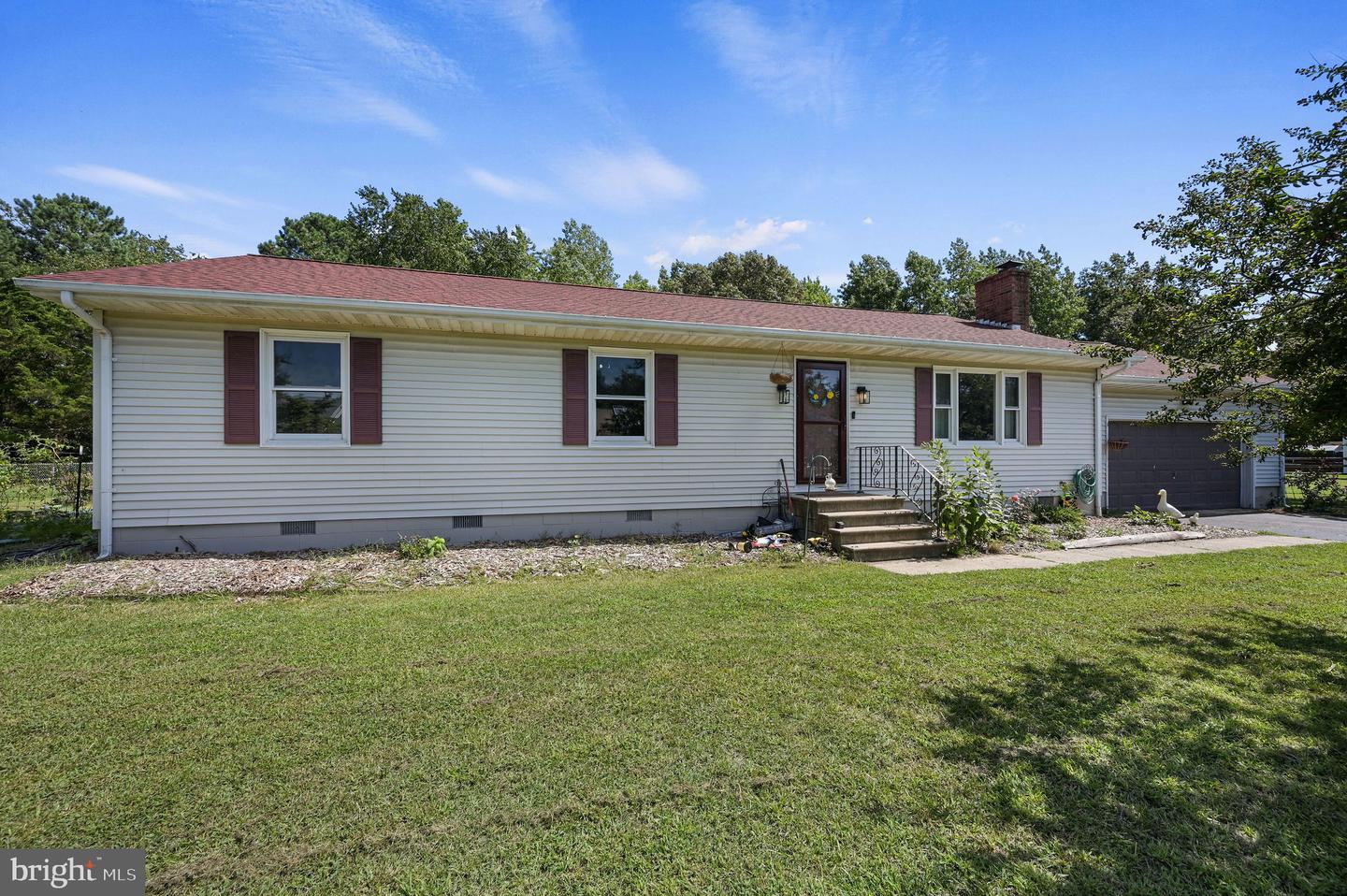 22 W Yorktown Rd — photo