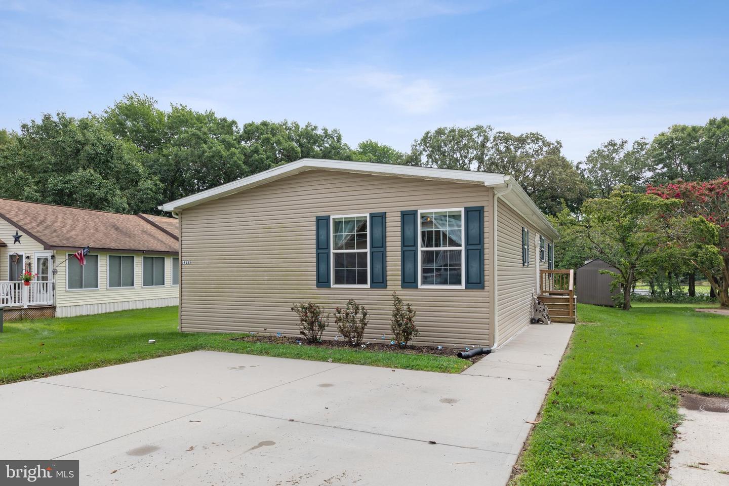 17335 Water Dr — photo