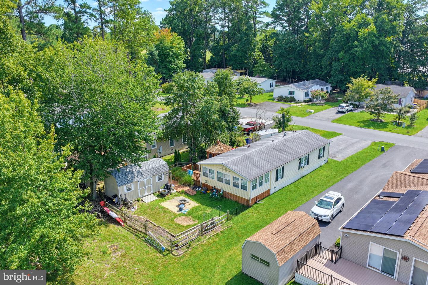 24 White Pine Dr — photo