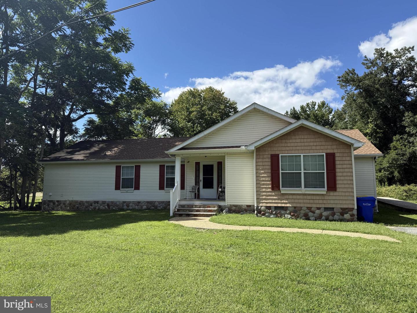 13984 S Old State Rd — photo