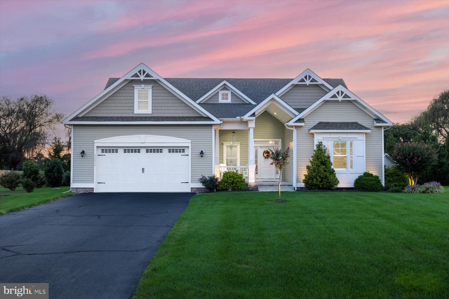 24860 Mistletoe Dr — photo