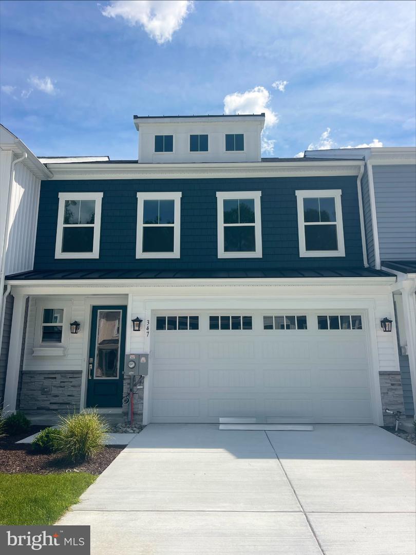 347 Gallagher Dr — photo