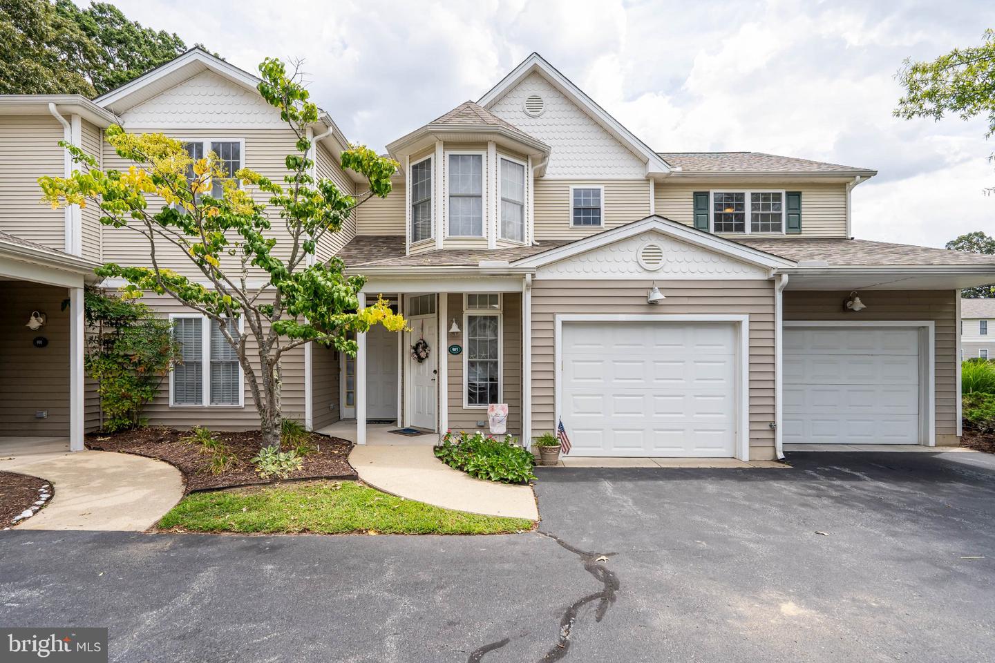 900 Stoney Brook Cir #903 — photo
