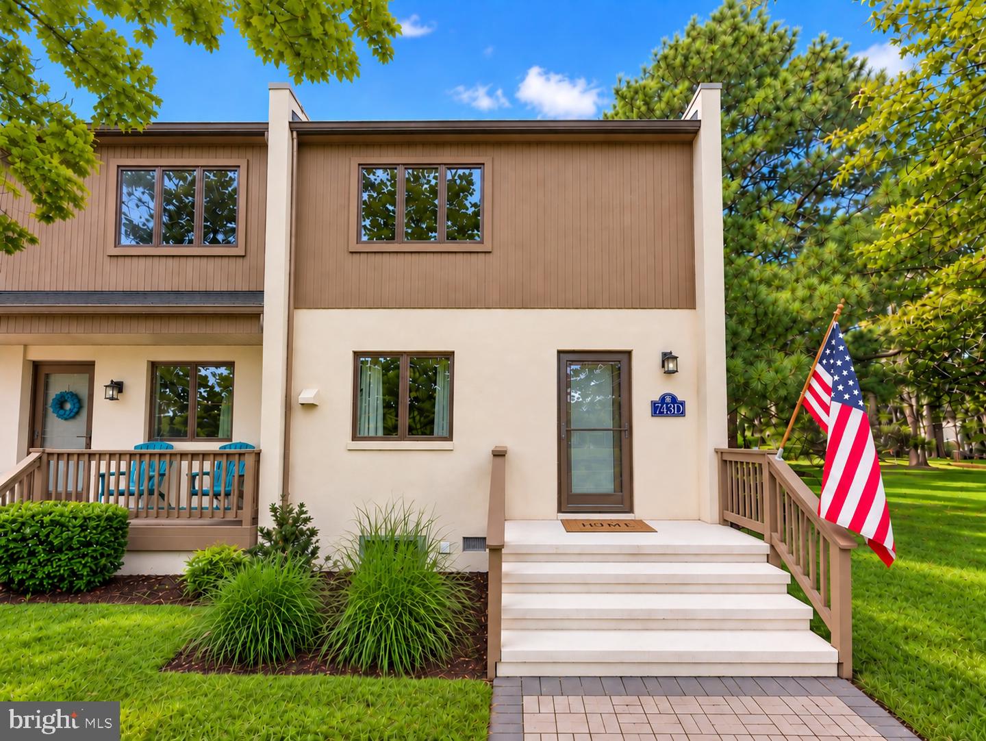743 Clubhouse Ln #D — photo