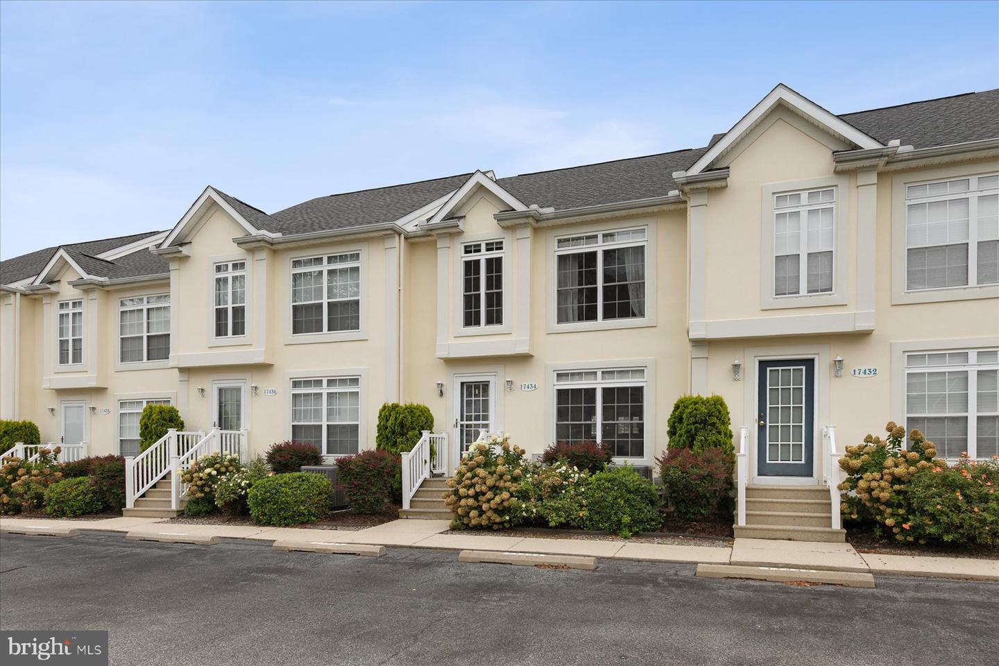 17434 Taramino Pl — photo