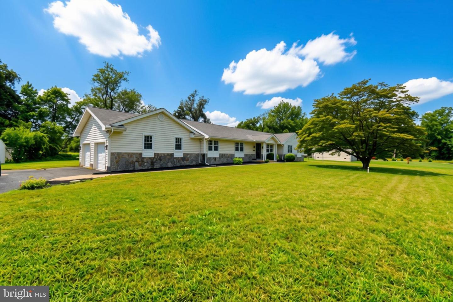 10204 Coastal Hwy — photo