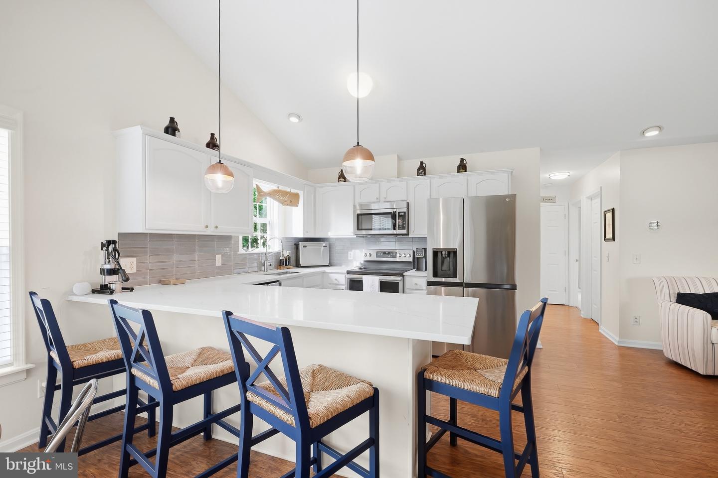 31012 Meadow Dr — photo