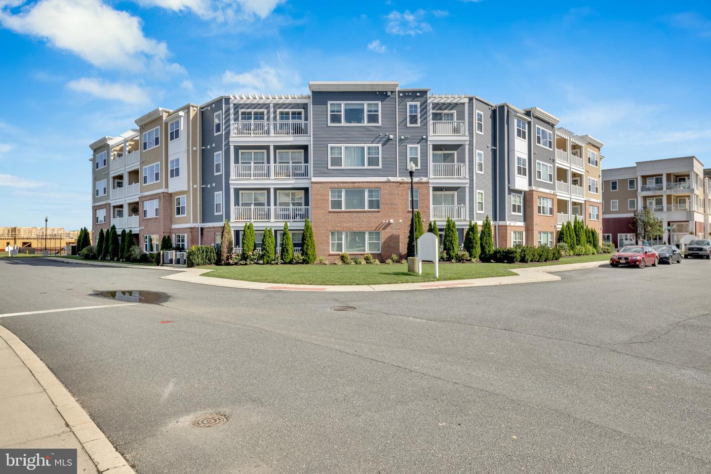 24238 Zinfandel Ln #403 — photo