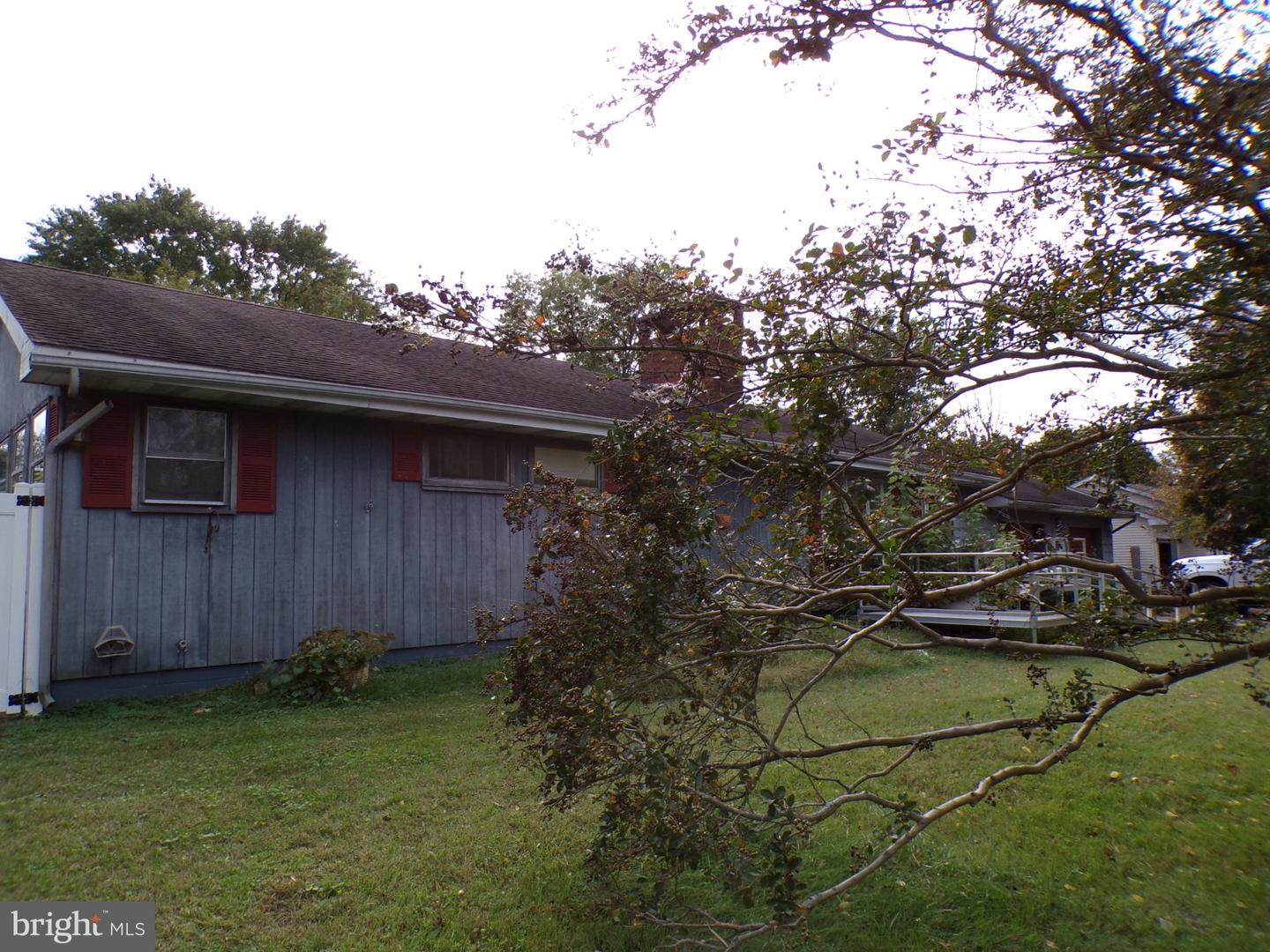 20251 Ennis Rd — photo