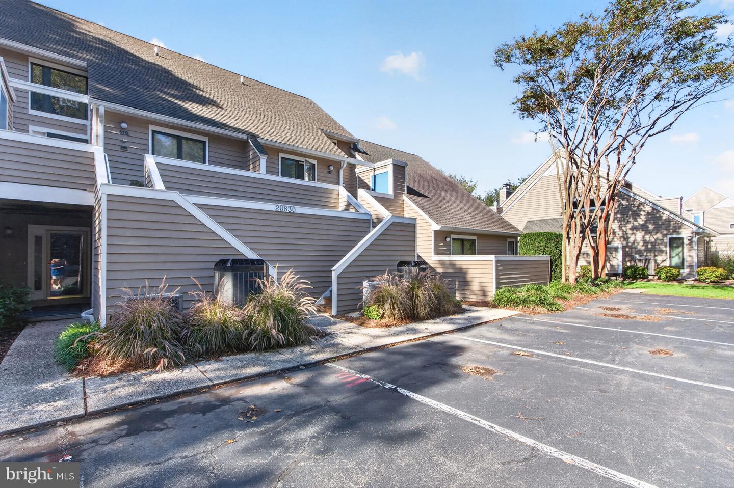 20830 Spring Lake Dr #417 — photo