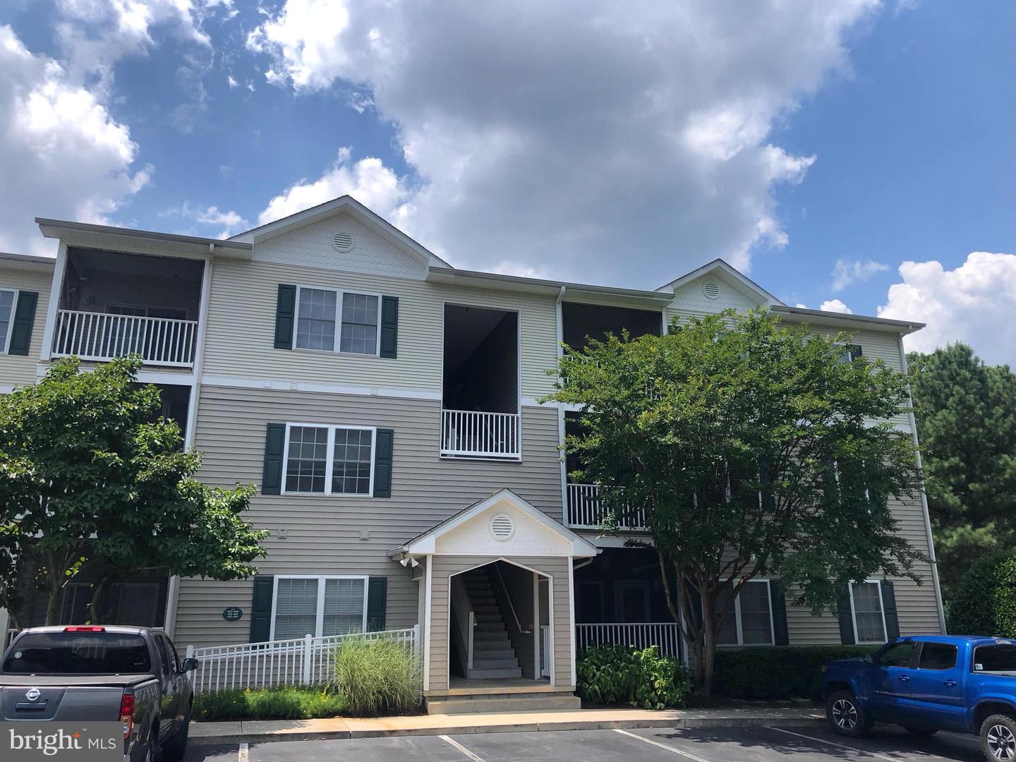 100 Cascade Ln — photo