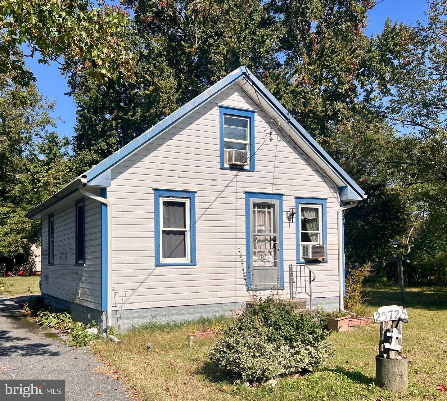 25725 Cave Neck Rd — photo