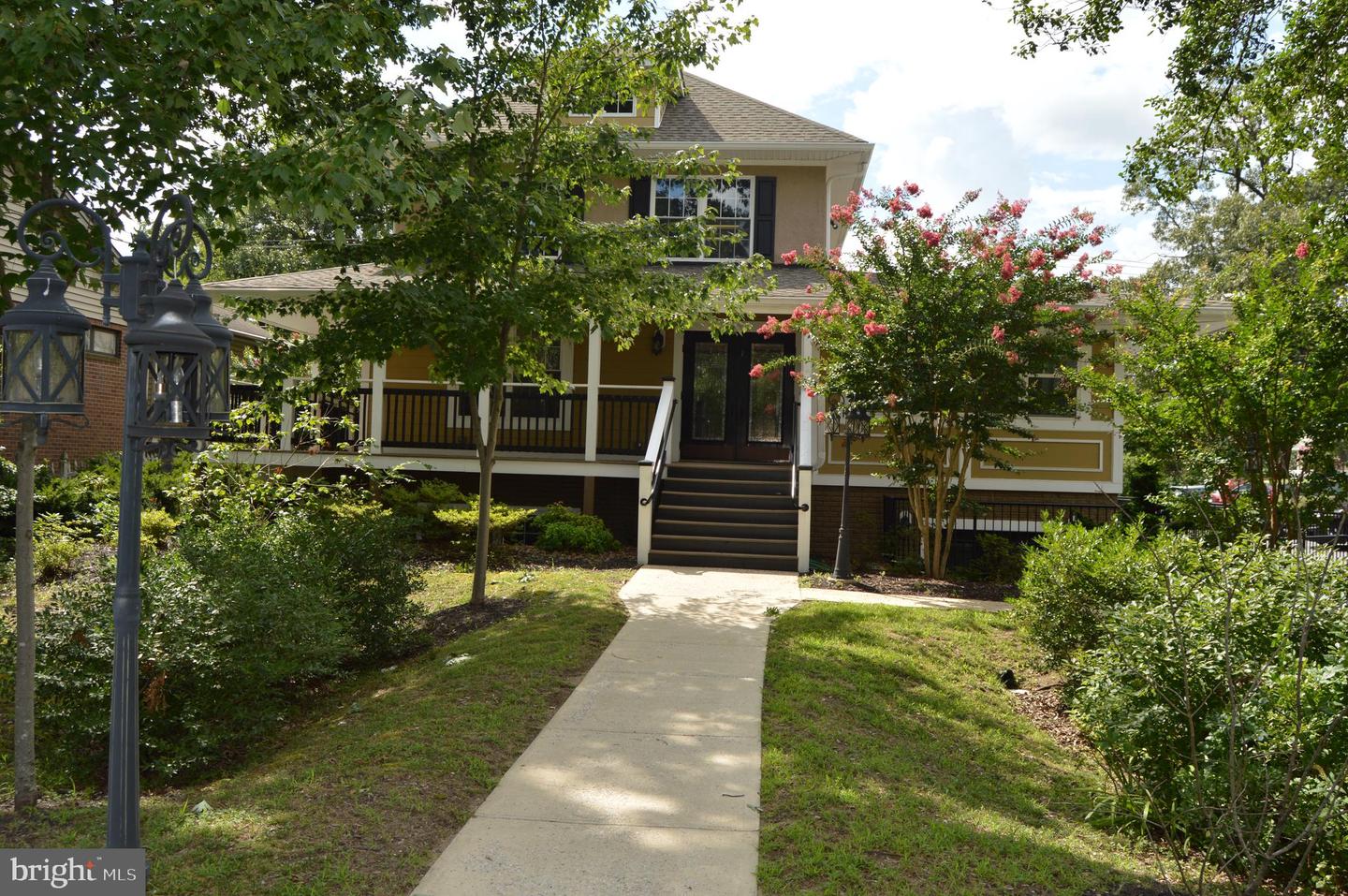 308 Crain Hwy N — photo