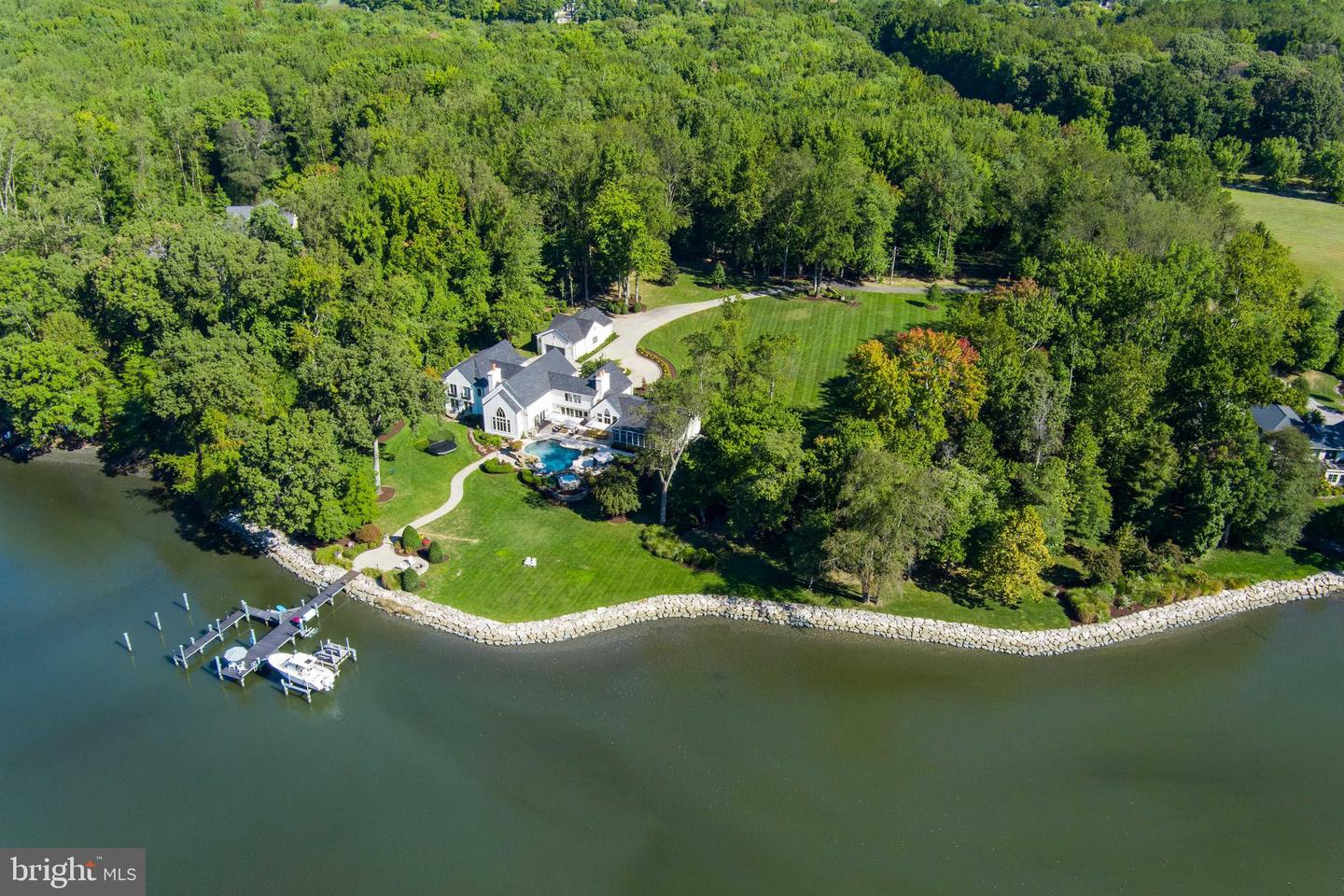 1524 Cedar Lane Farm Rd — photo