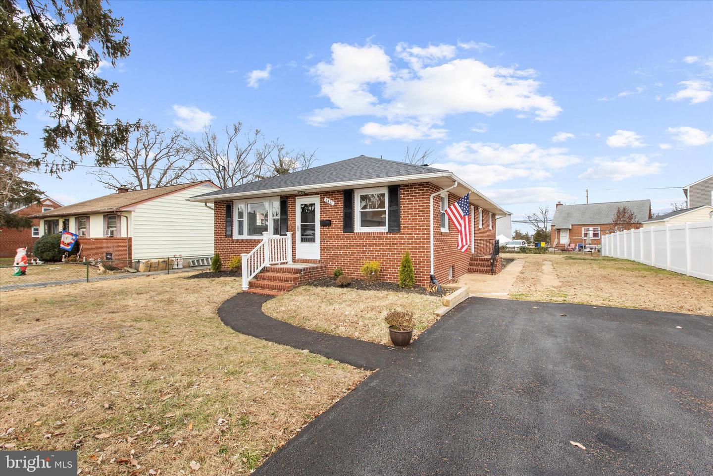 8421 Spring Road, Pasadena, MD 21122 — photo 2