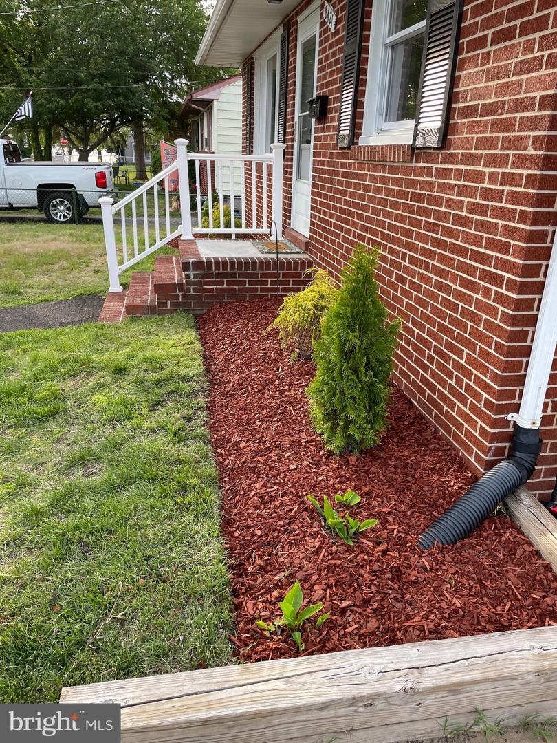 8421 Spring Road, Pasadena, MD 21122 — photo 3