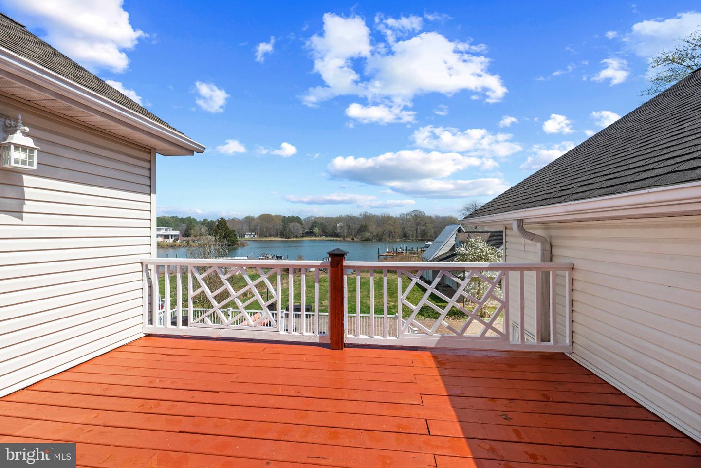 5929 Deale Beach Rd — photo