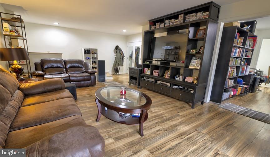 5 Silverwood Cir #1 — photo