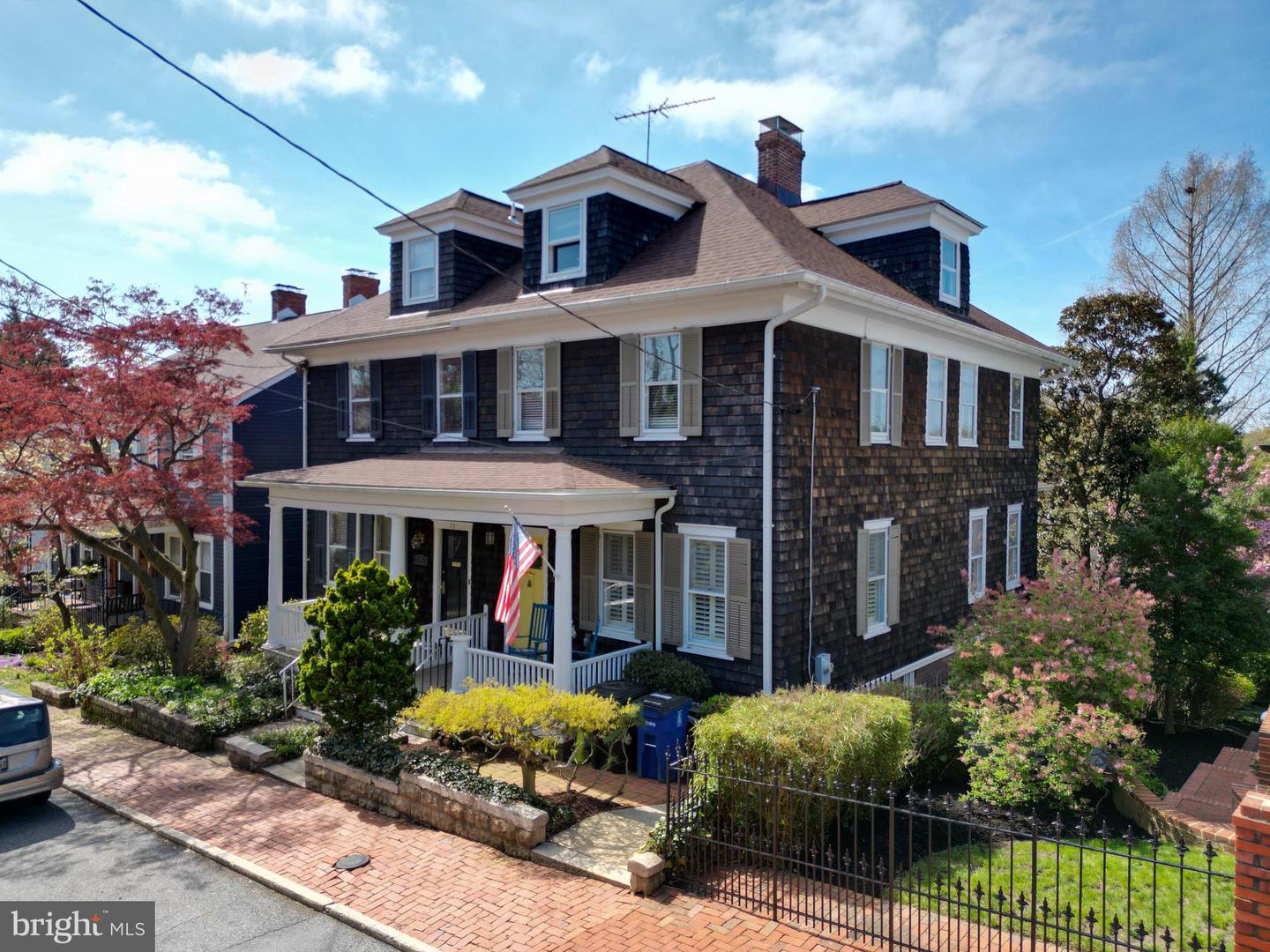 75 Shipwright St — photo