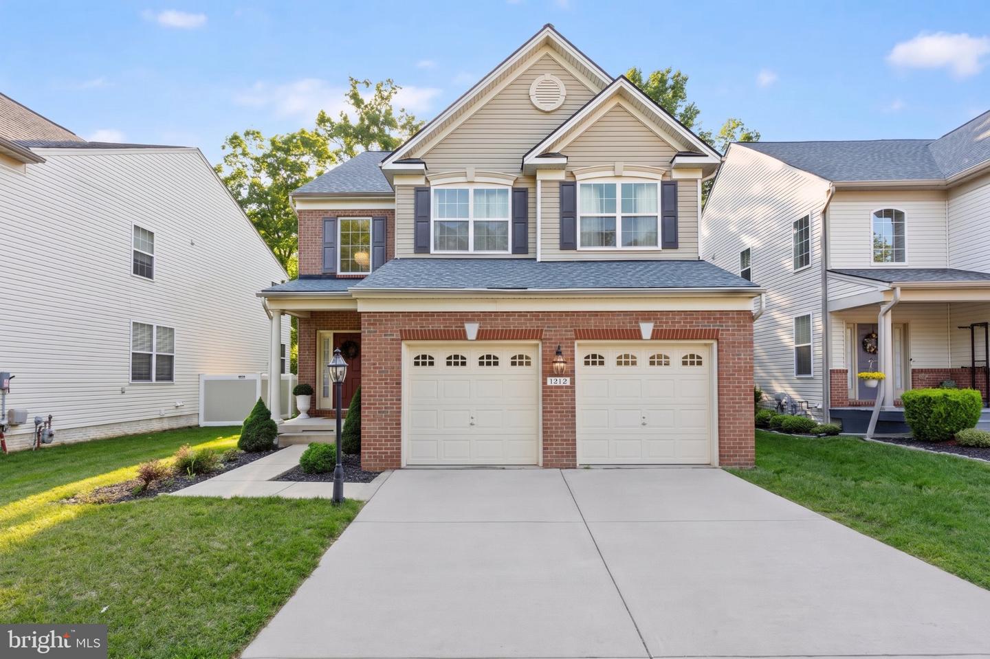 7212 Stallings Dr — photo