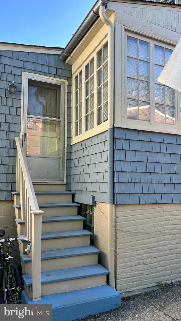 101 Charles St #B — photo