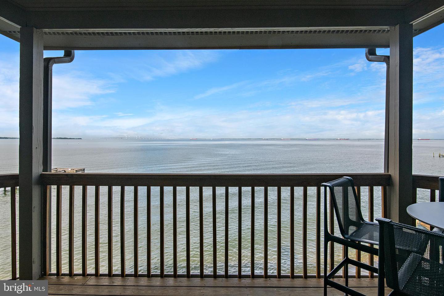2127 Beach Village Ct #202 — photo