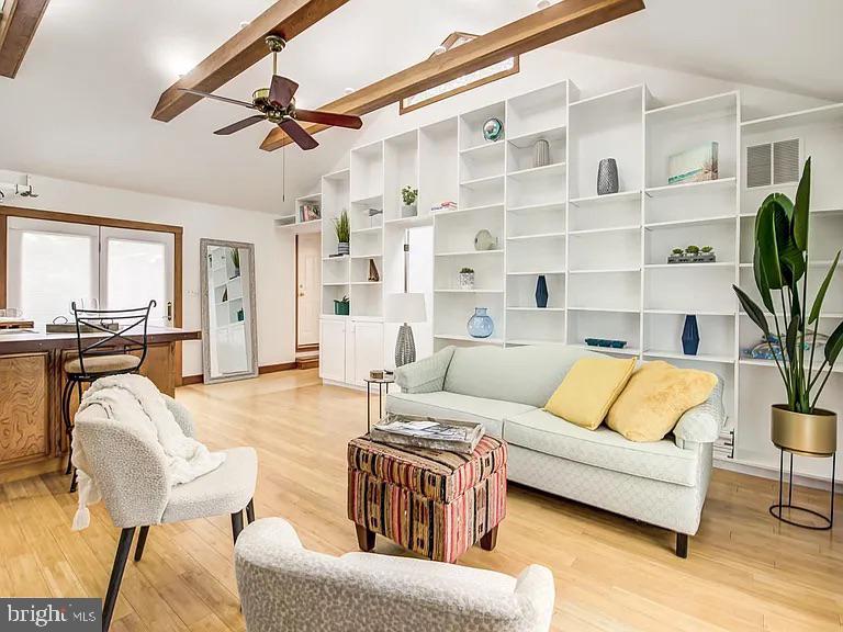 1121 Tyler Ave #1a — photo