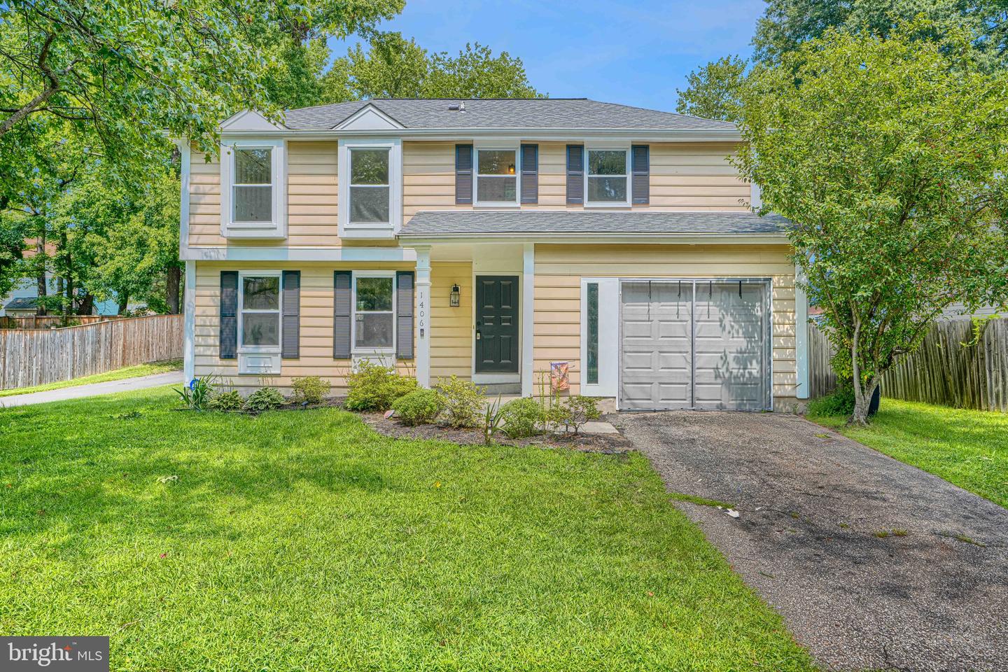 1406 Fairbanks Dr — photo