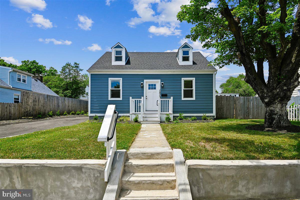 1210 President St — photo