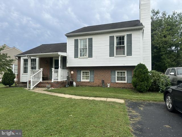 736 Sunnyfield Ln — photo