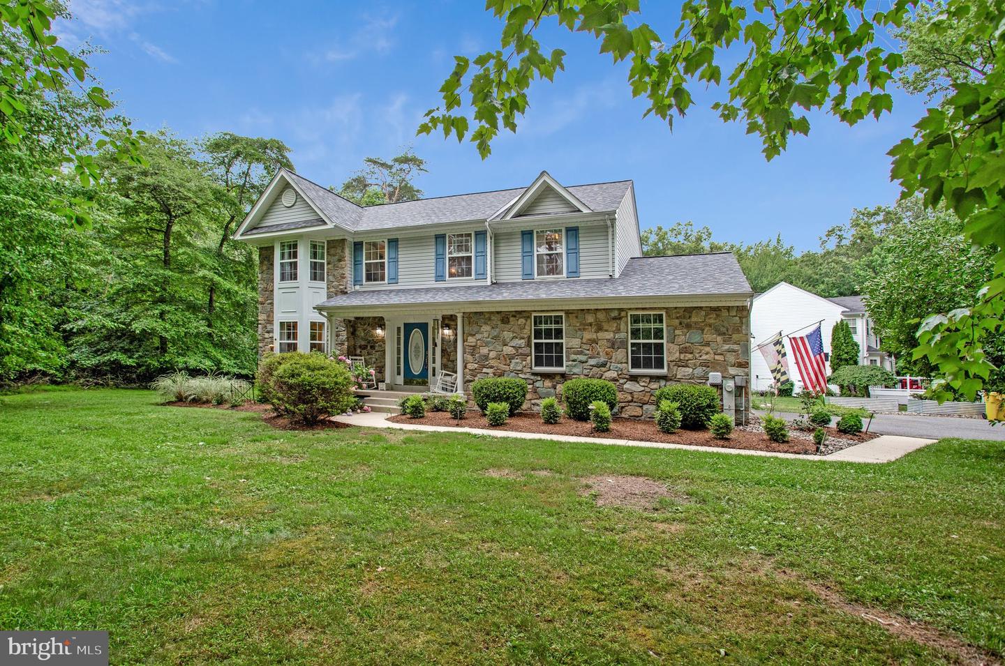 1582 Snug Harbor Rd — photo