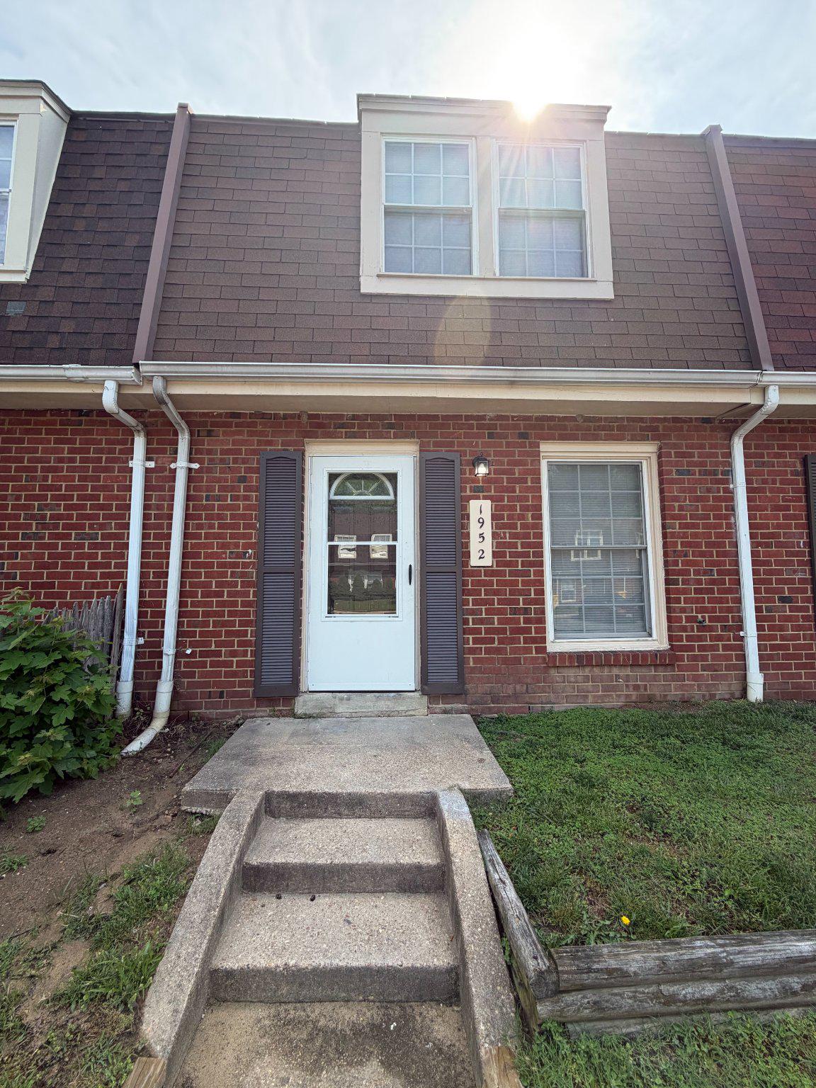 1952 Arwell Ct — photo