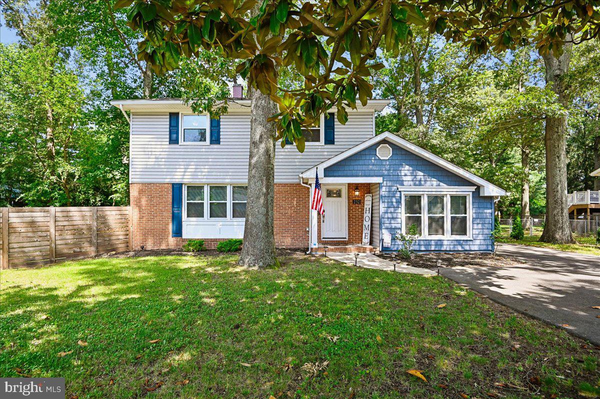 252 Magothy Bridge Rd — photo