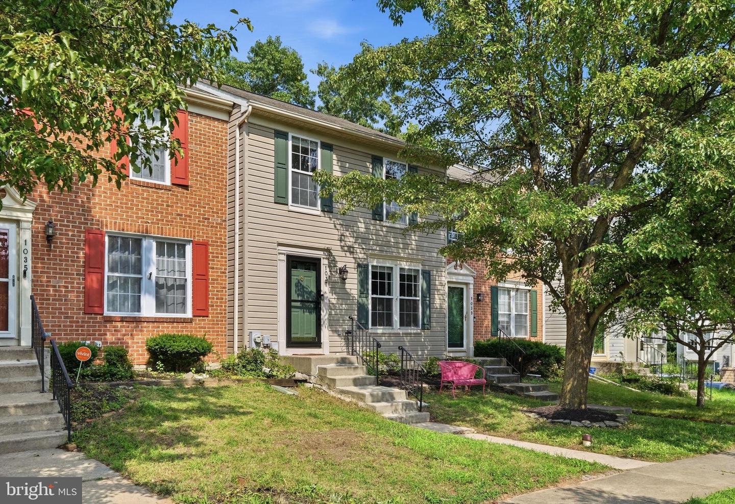 1037 Chestnut Cove Dr — photo