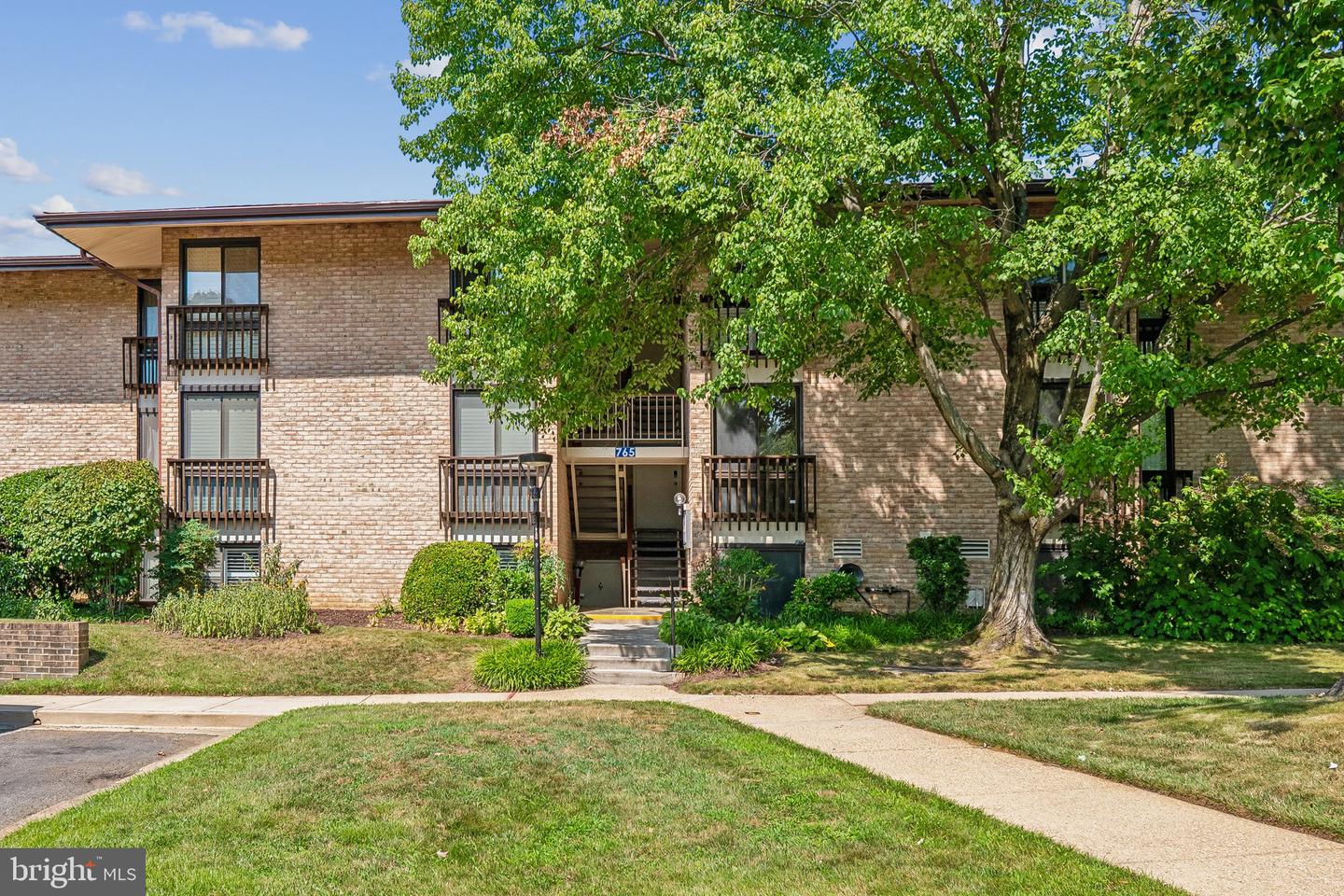 765-D Fairview Ave #765 D — photo